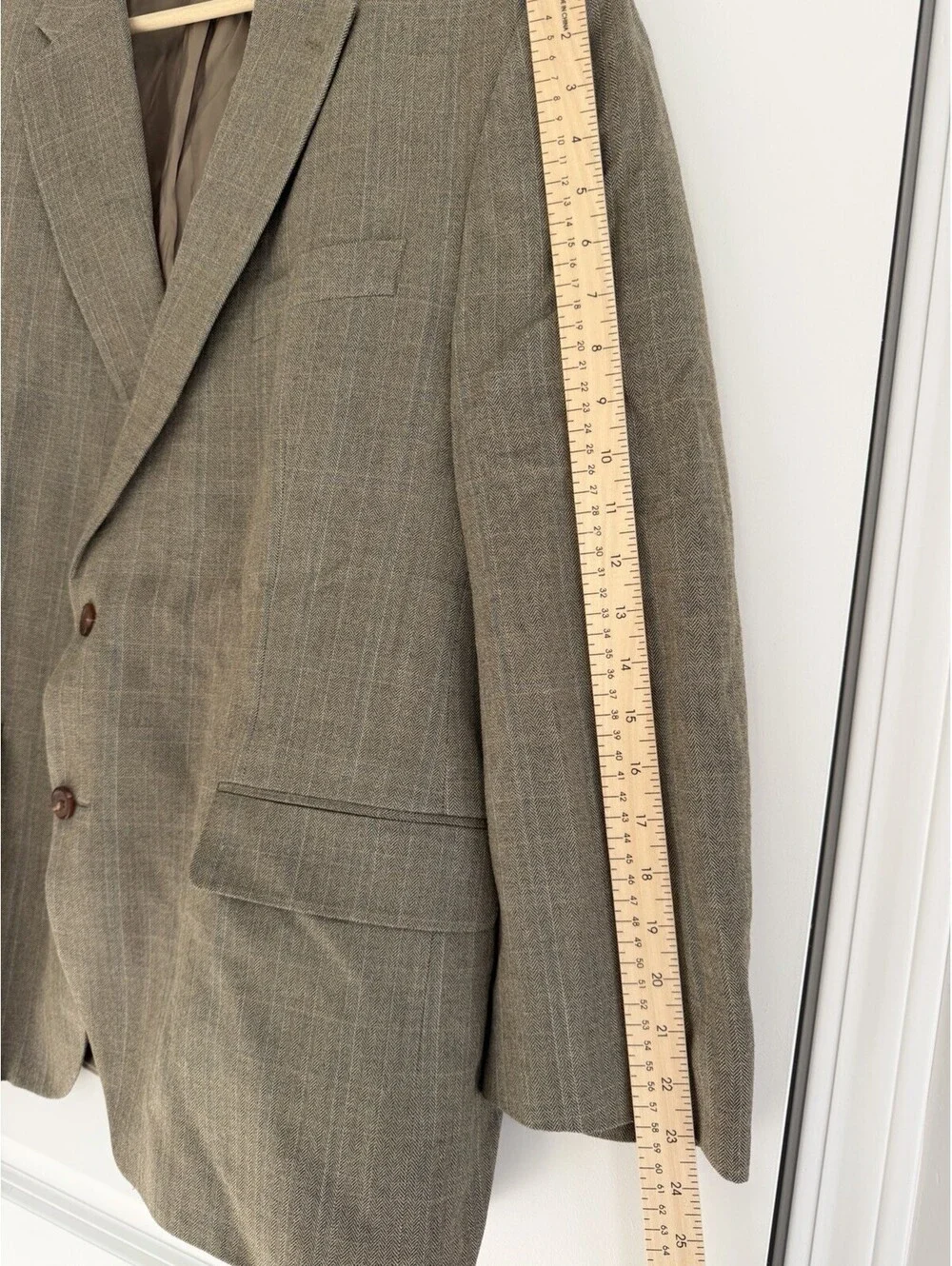 Lauren Ralph Lauren Men’s Taupe Herringbone Sport Coat Size 46S Silk Wool Luxury